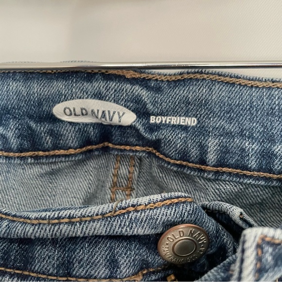 Old Navy Boyfriend Jeans - Picture 3 of 5